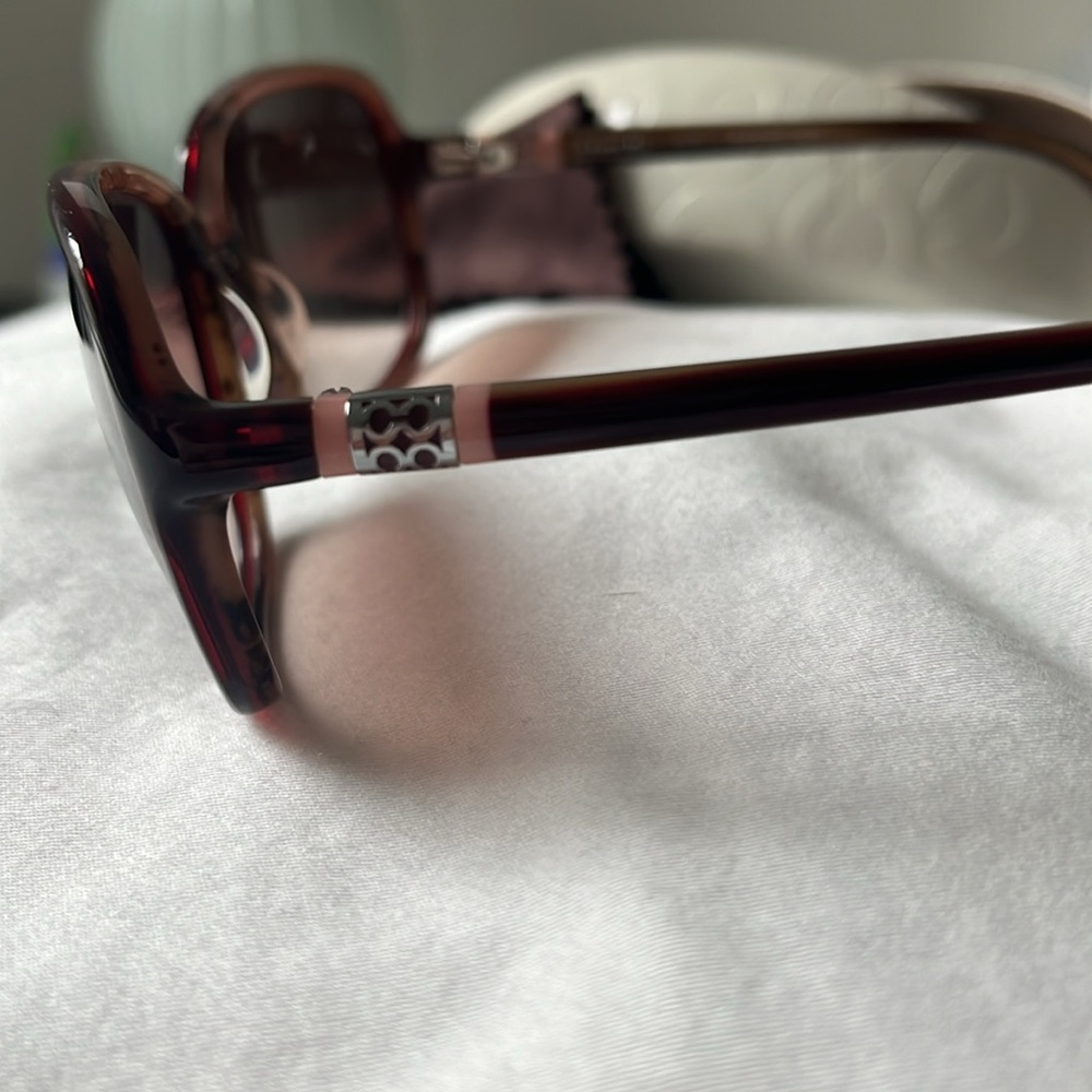 Coach S2052 burgundy sunglasses - Picture 8 of 8